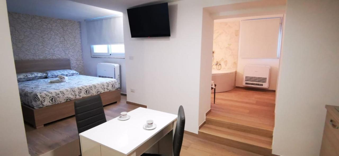 Francy'S House Apartment Triggiano Exterior foto